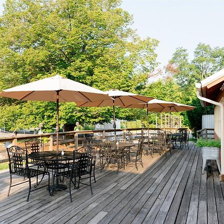 Brown County Inn Нашвил Екстериор снимка