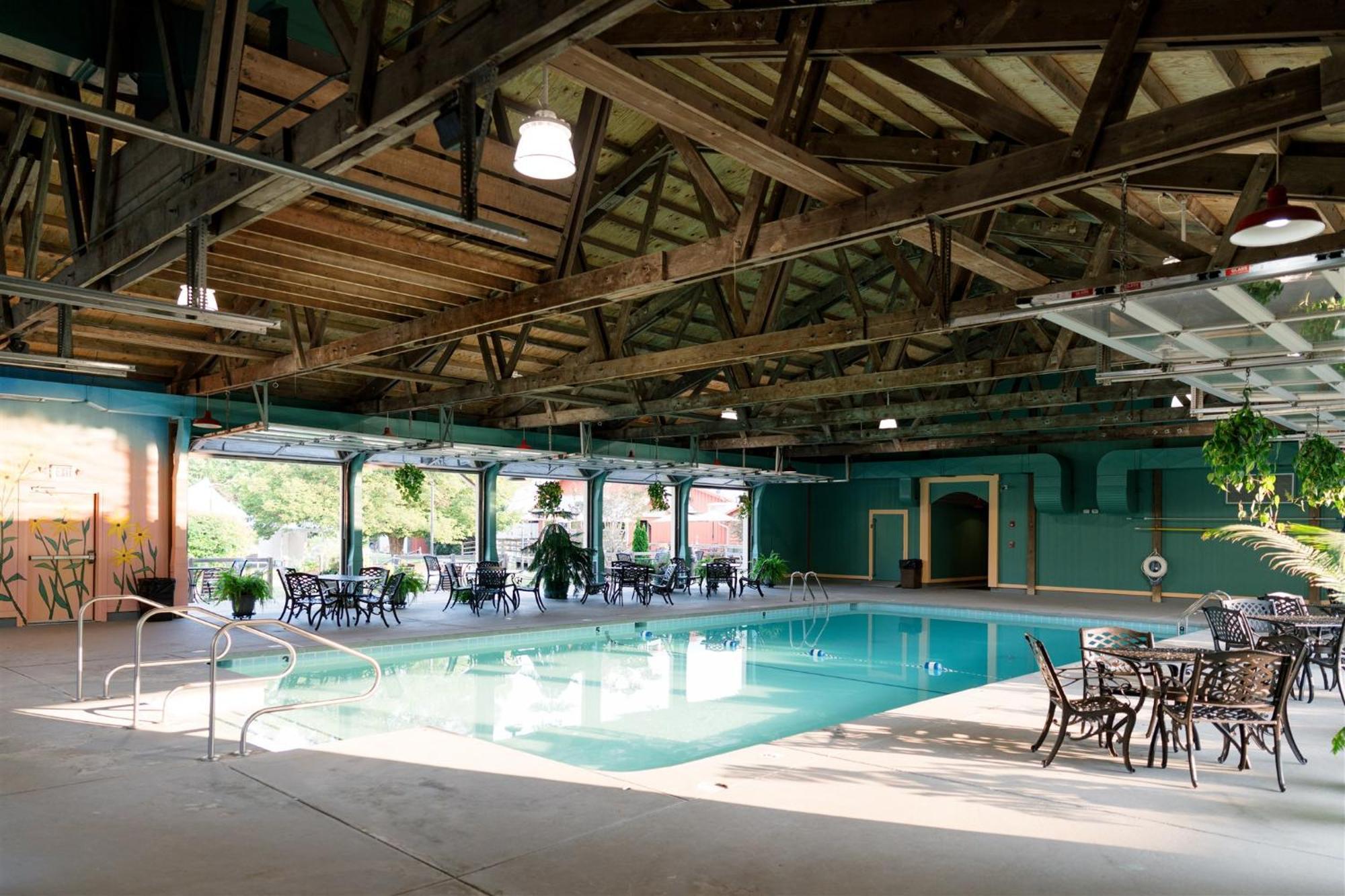 Brown County Inn Нашвил Екстериор снимка