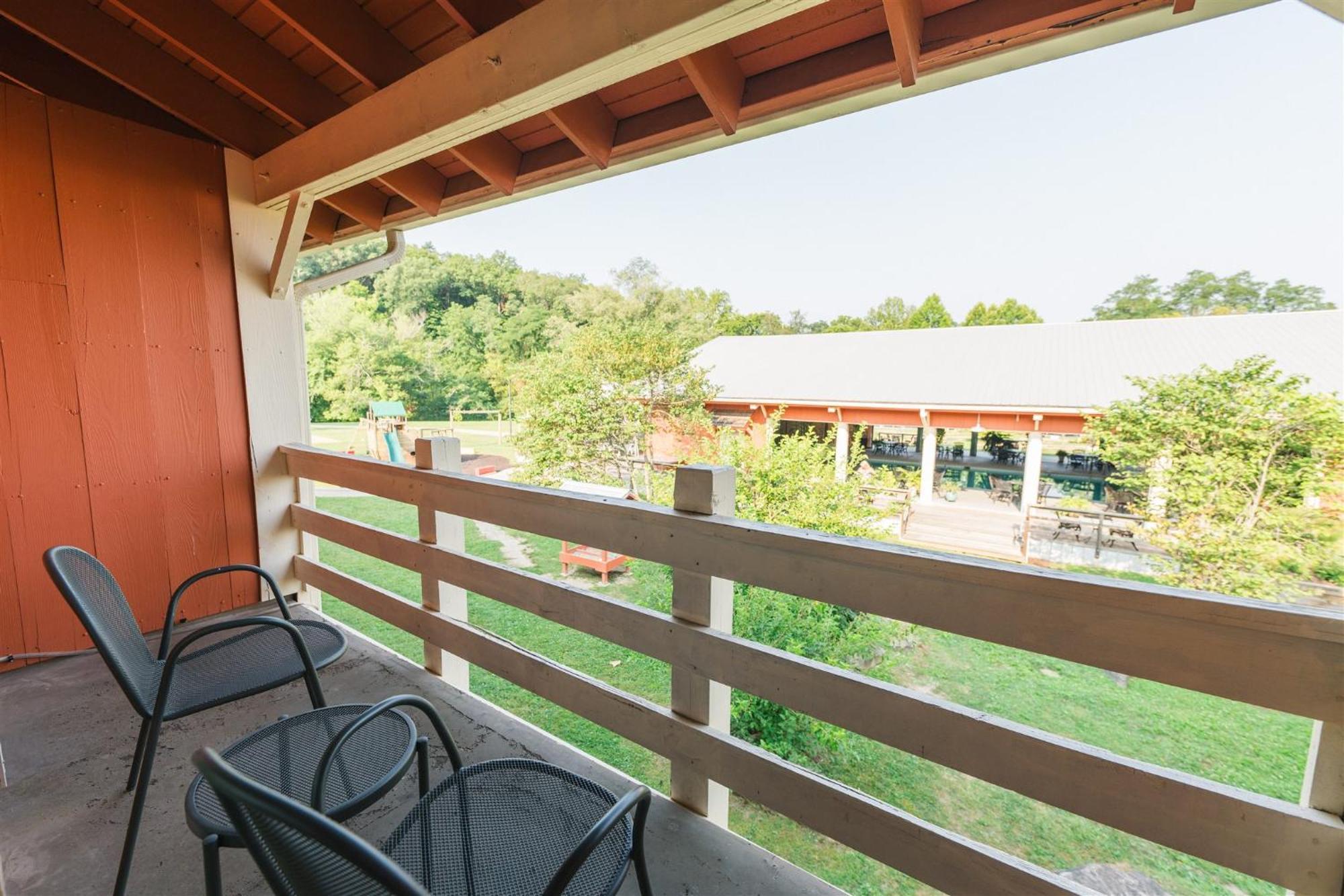 Brown County Inn Нашвил Екстериор снимка