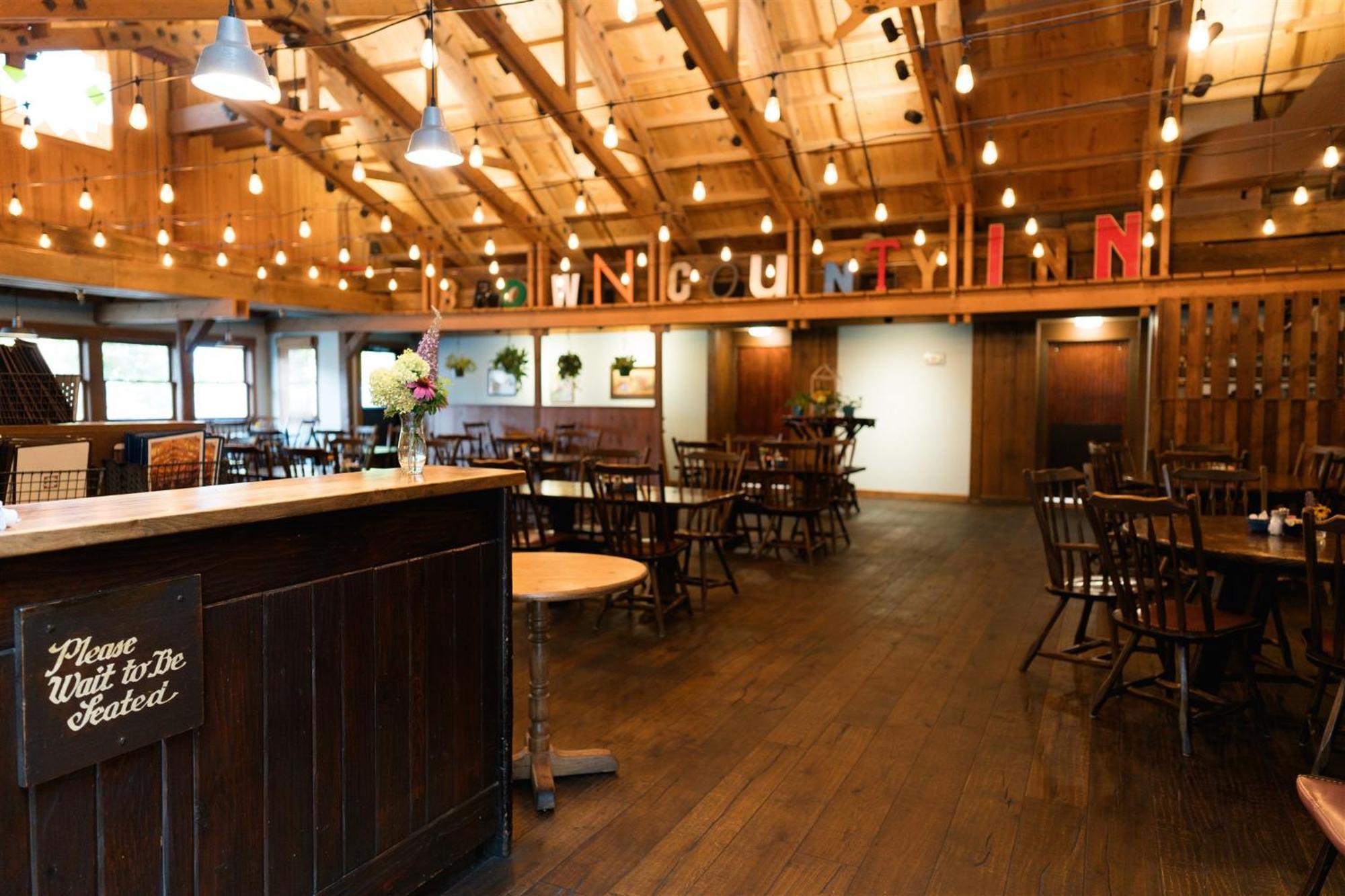 Brown County Inn Нашвил Екстериор снимка