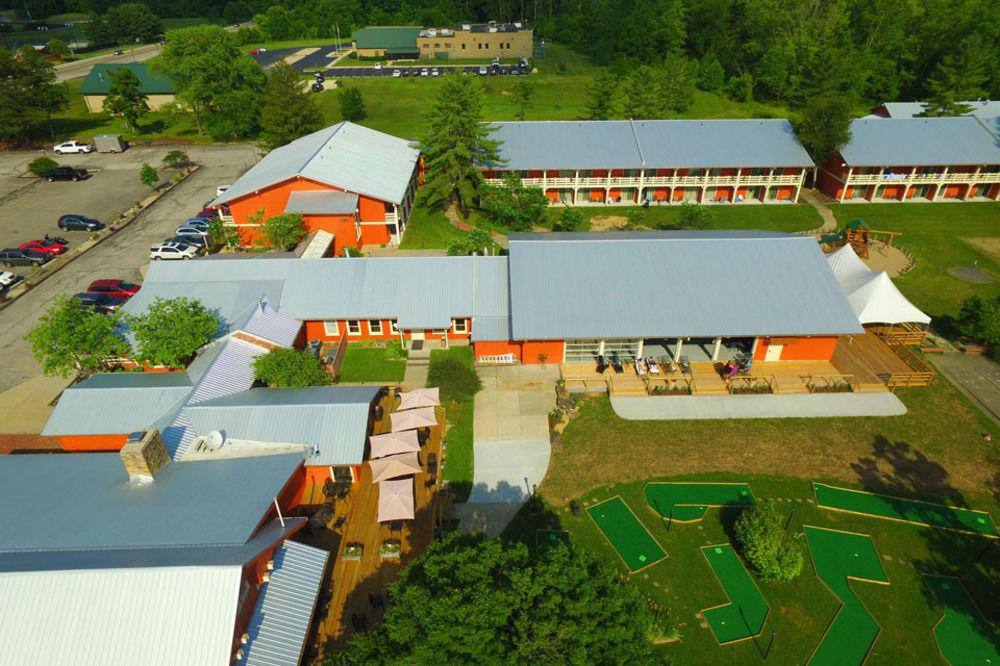 Brown County Inn Нашвил Екстериор снимка
