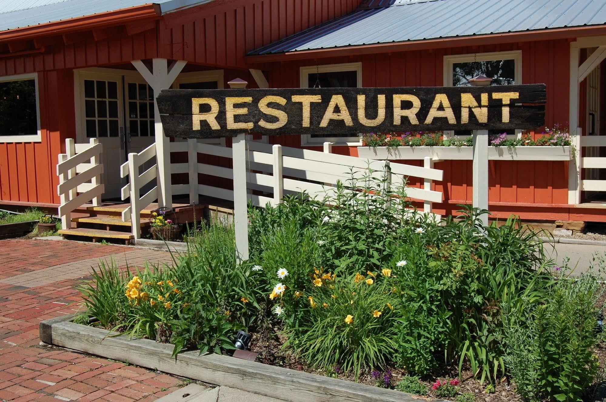 Brown County Inn Нашвил Екстериор снимка